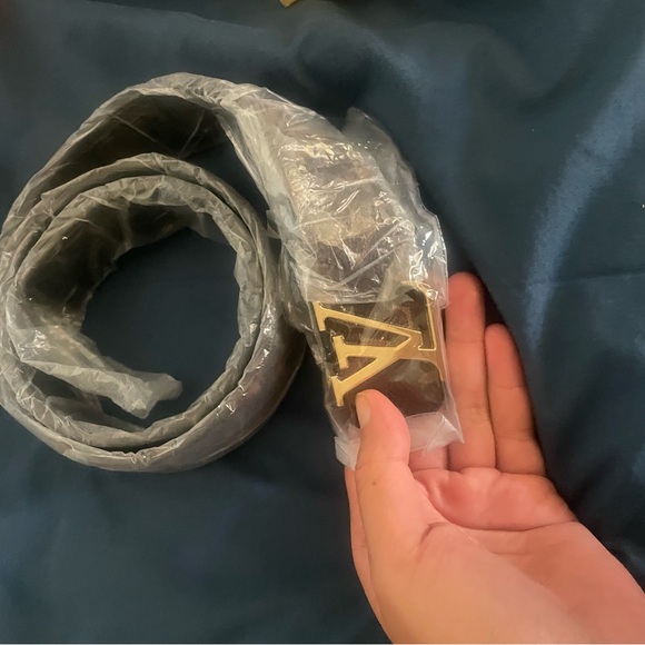 Louis Vuitton Black Belt with Gold Monogram Buckle - Picture 1 of 7
